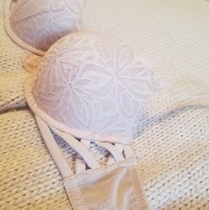 VS PINK Date Collection Soft Pink Pushup Bra